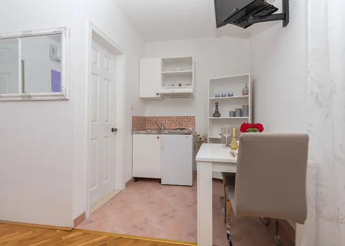 Skiljini Dvori - Studio-apartman 1 Apartman *
