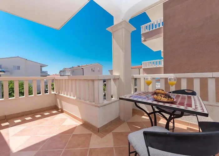 Skiljini Dvori - Studio-apartman 1 Apartman Makarska
