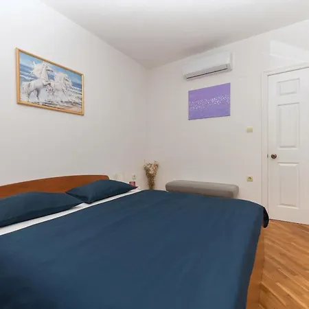 Appartement Skiljini Dvori - Studio-apartman 1 *