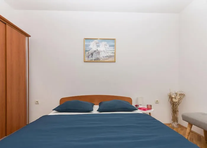 Skiljini Dvori - Studio-apartman 1 * Makarska
